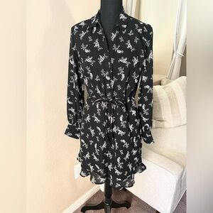 Abercrombie and Fitch - Long sleeve floral mini dress